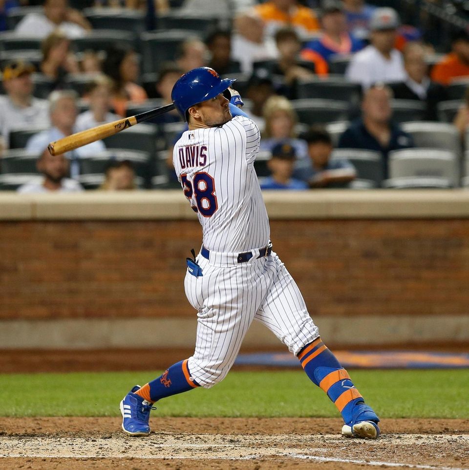 J.D. Davis #28 of the New York Mets