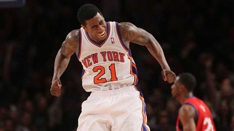 Iman Shumpert celebrates after his steal led to