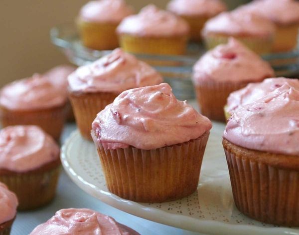 Marge Perry is baking Strawberry Frosted Cupcakes in