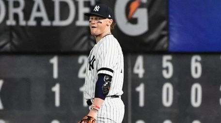 Yankees rightfielder Clint Frazier is booed by fans
