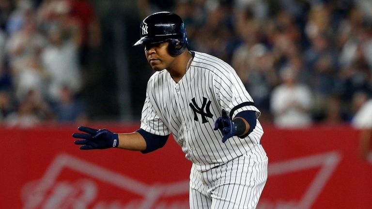 Edwin Encarnacion #30 of the New York Yankees
