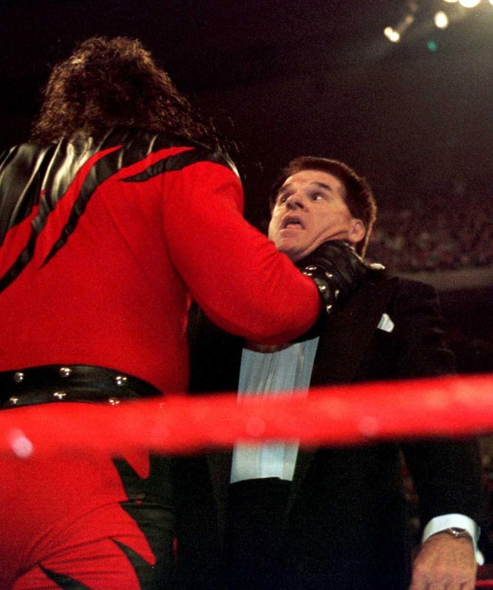 WWE Superstar Kane grabs former baseball player Pete