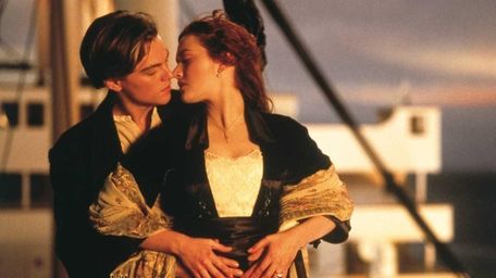 Kate Winslet And Leonardo Dicaprio Still Float Titanic Newsday