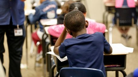 Fifth graders at Longwood Middle School in Middle