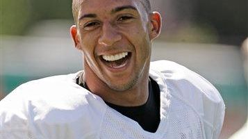 Former Cleveland Browns tight end Kellen Winslow laughs