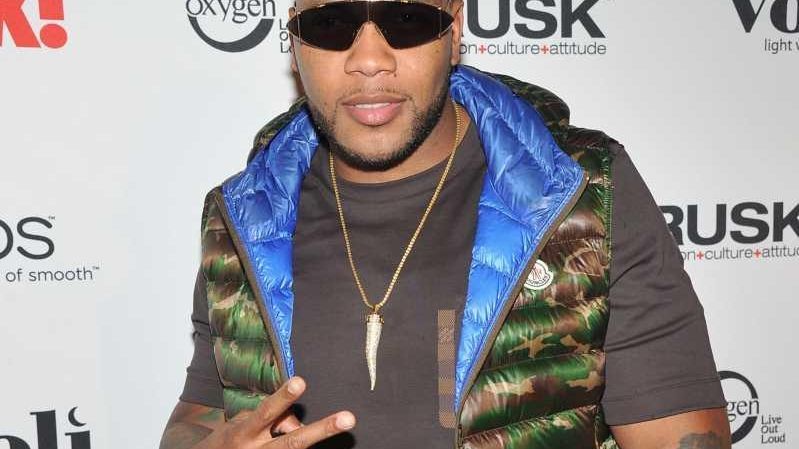 Flo rida текст перевод. Flo Rida Wild ones. Flo Rida без очков.