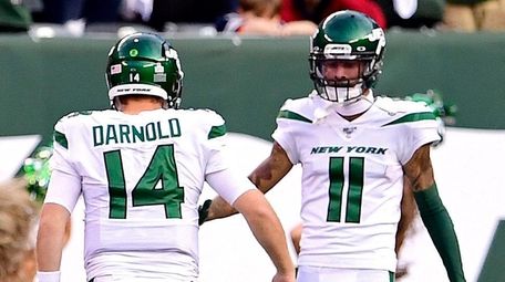 Sam Darnold and Robby Anderson of the Jets