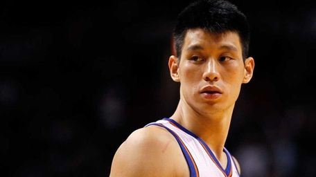 Jeremy Lin of the New York Knicks looks