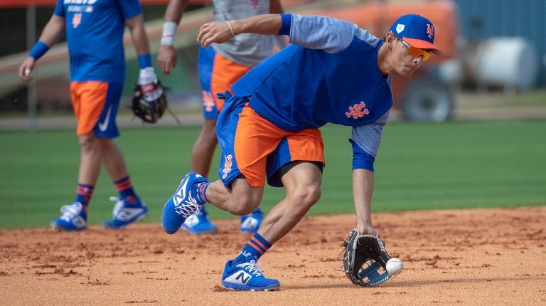Mets player Andres Gimenez during a spring training