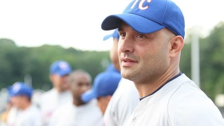 Craig Carton during player introductions as the WFAN
