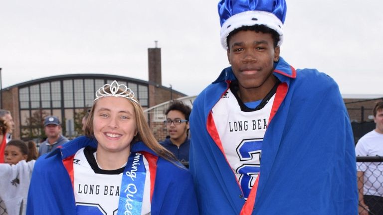 Brooke Yellin celebrates her homecoming queen victory with