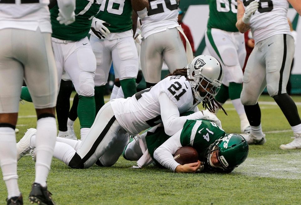 Sam Darnold #14 of the New York Jets