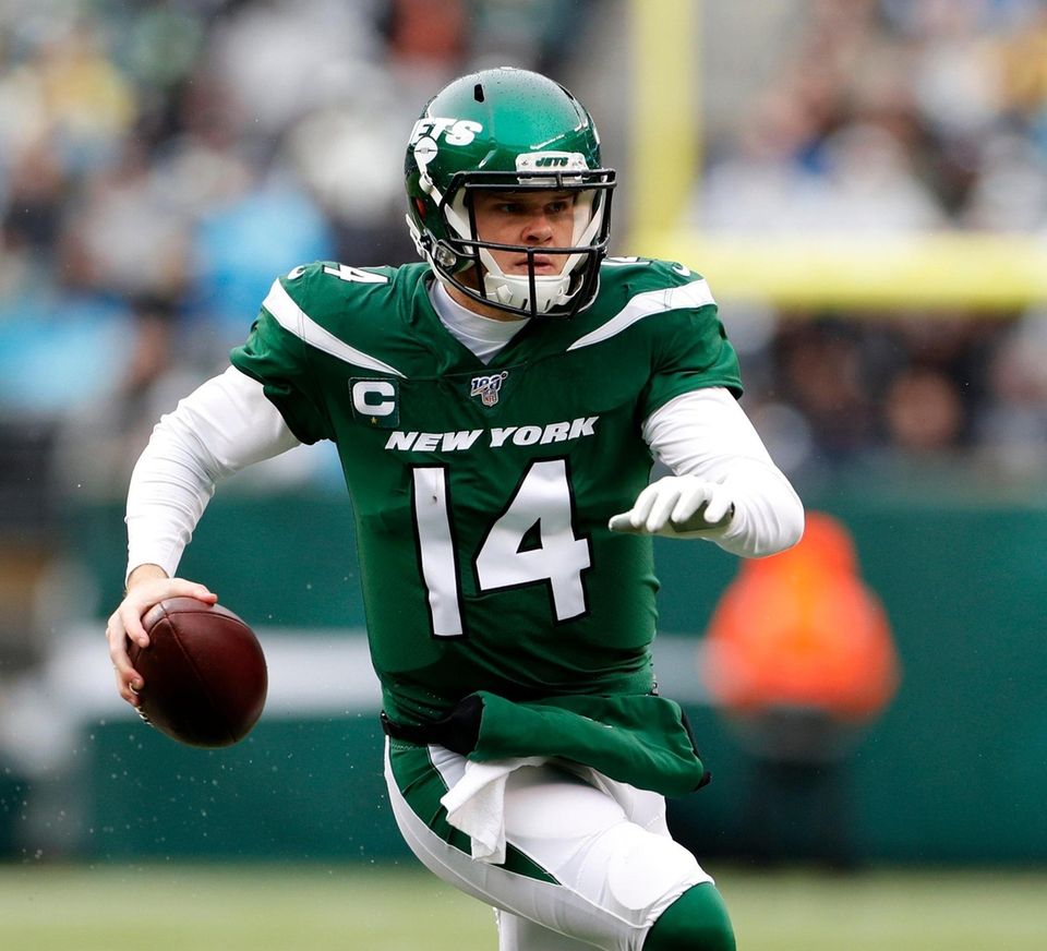 Sam Darnold #14 of the New York Jets