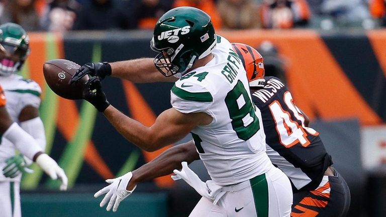 Jets tight end Ryan Griffin can't catch a