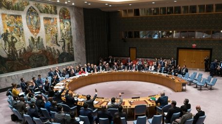 Members of the United Nations Security Council vote
