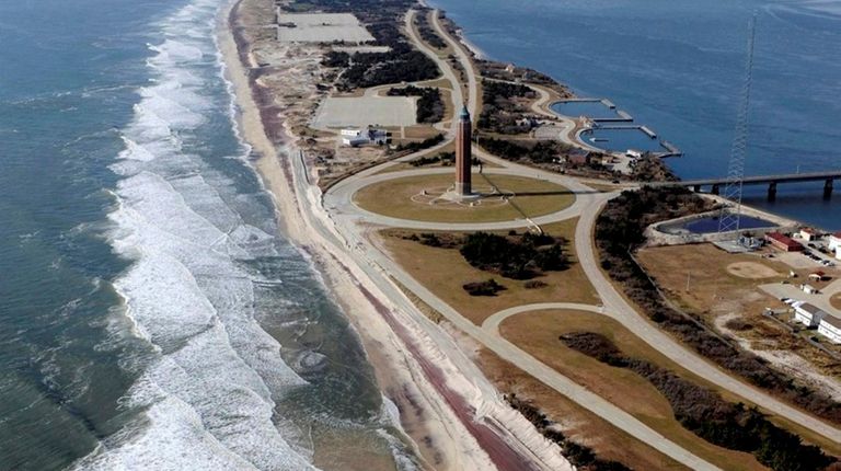 An aerial view of Robert Moses State Park