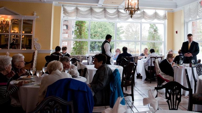 The Palm Court at The Carltun at Eisenhower