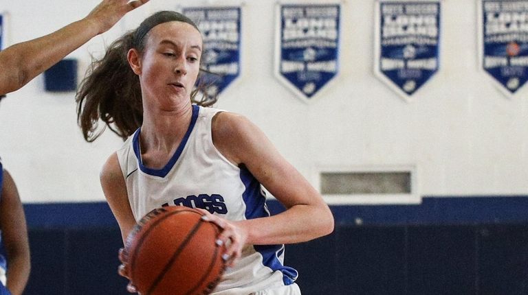 North Babylon's Samantha Muller looks to move the
