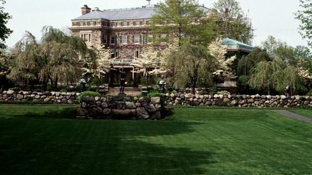 The south side of Kykuit, the Rockefeller estate