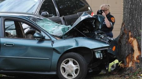 passenger brentwood police car killed crash suffolk newsday driver injured died