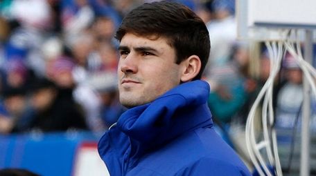 Daniel Jones of the New York Giants looks