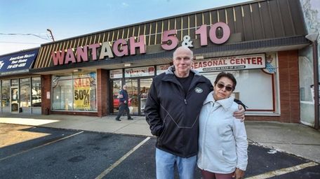 John and Anna Norris, owners of the Wantagh