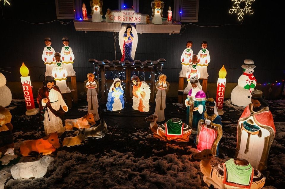 The Hanley home, decorated for Christmas, in Ronkonkoma,