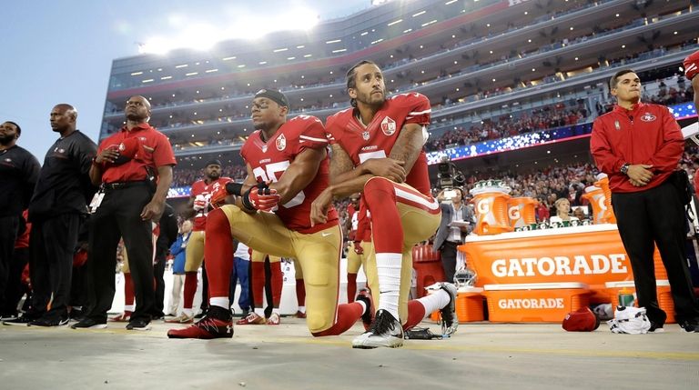 San Francisco 49ers safety Eric Reid (35) and
