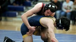 Mt. Sinai's Mike O'Brien looks to take down