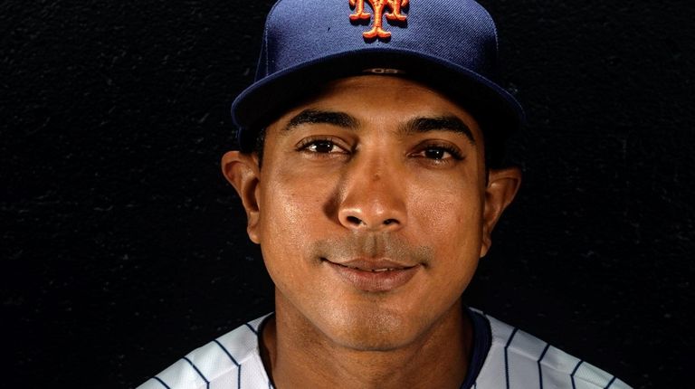 Mets quality-control coach Luis Rojas during spring training