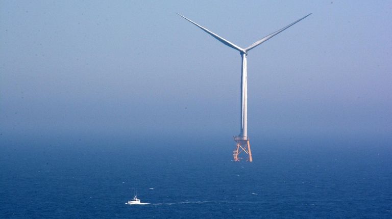 Deepwater Wind installing the first offshore wind farm