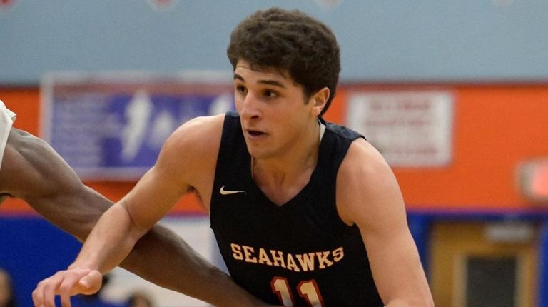 Kip Dallaris of Cold Spring Harbor makes his