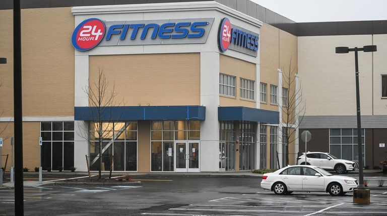 Retail Roundup Gym To Take Over Part Of Former Sears In E