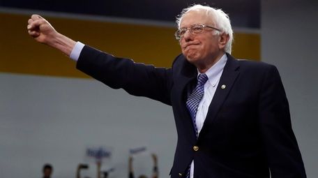Democratic presidential candidate Sen. Bernie Sanders, I-Vt., arrives