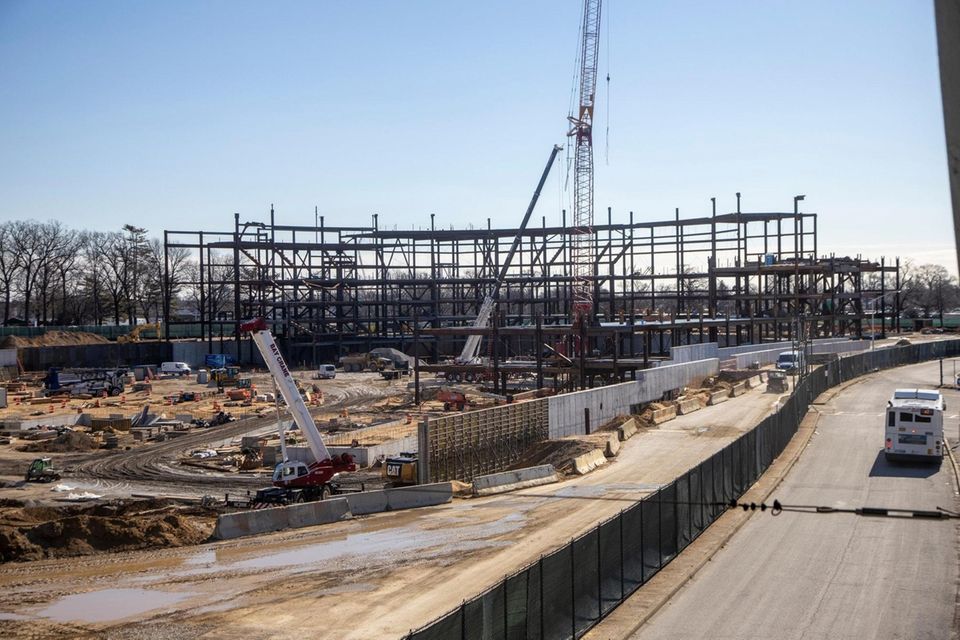 Construction continues at the New York Islanders new