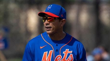 Mets manager Luis Rojas during a spring training