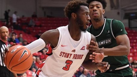 Stony Brook needs a healthy Elijah Olaniyi to