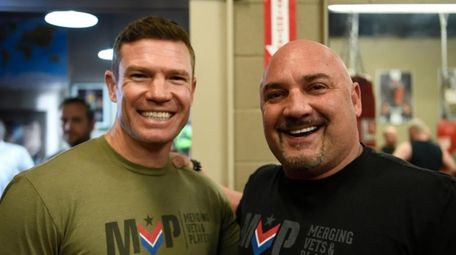 Jay Glazer Opens New York Chapter Of Merging Vets And Players Newsday