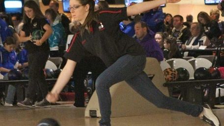 East Islip's Lena Sorrentino bowls in the Suffolk