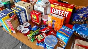 On Monday, the Lynbrook School District collected food for