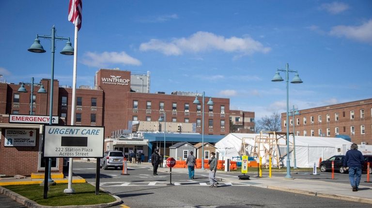 A tent outside NYU Winthrop University Emergency room