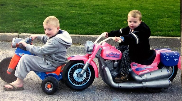 Gentlemen, start your engines! Bobby Bressmer, 5,
