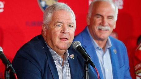 Florida Panthers president and GM Dale Tallon, left,