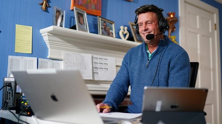 Karl Ravech calls a KBO game remotely from
