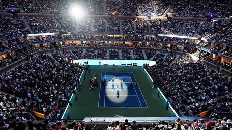 A general view prior to the women's singles