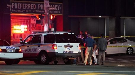 Nassau police at the scene of the fatal