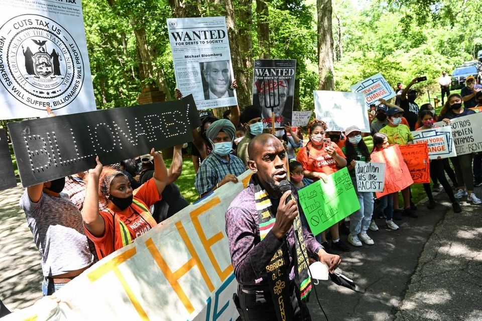 Jamell Henderson, an organizer of the protest, speaks