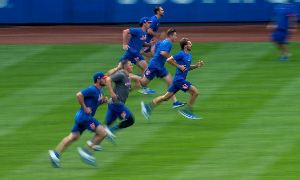 New York Mets players during a baseball workout