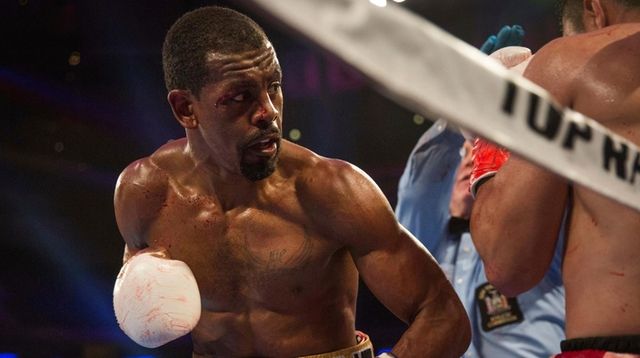 Jamel Herring keeps Juan Pablo Sanchez on the