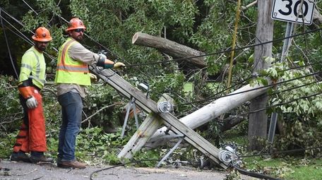 Workers look to restore power Aug. 6 in